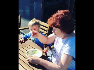 natalia podolskaya with her son and mother in spain 06/24/18